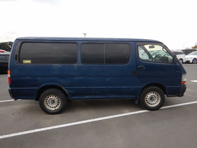 HIACE VAN