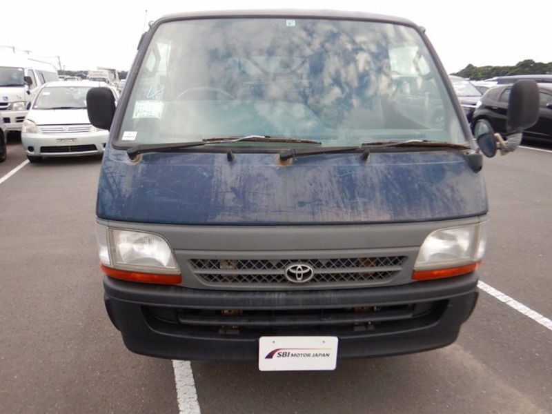 HIACE VAN