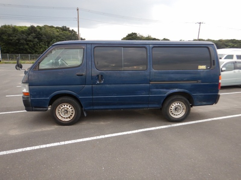 HIACE VAN