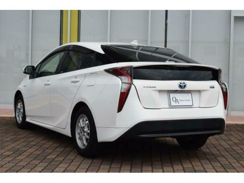 PRIUS-3