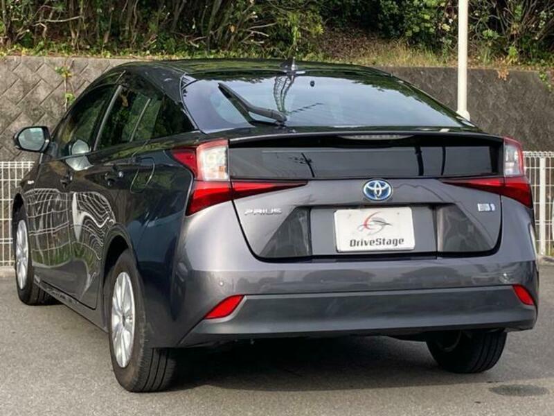 PRIUS-1