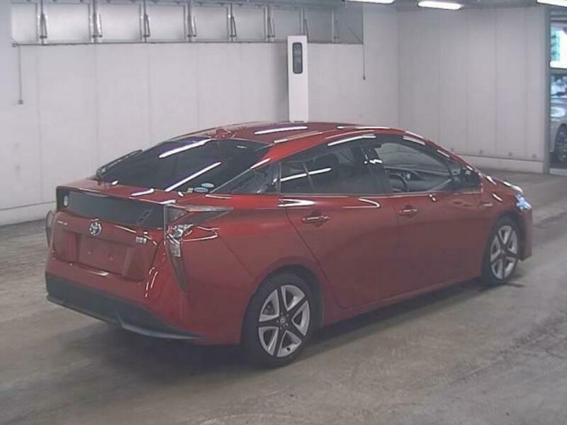 PRIUS-1