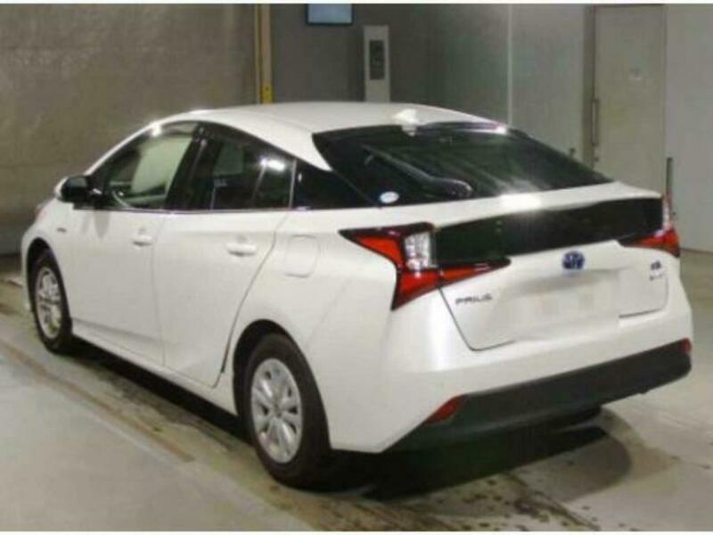 PRIUS-4