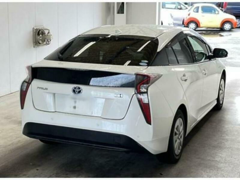 PRIUS-1