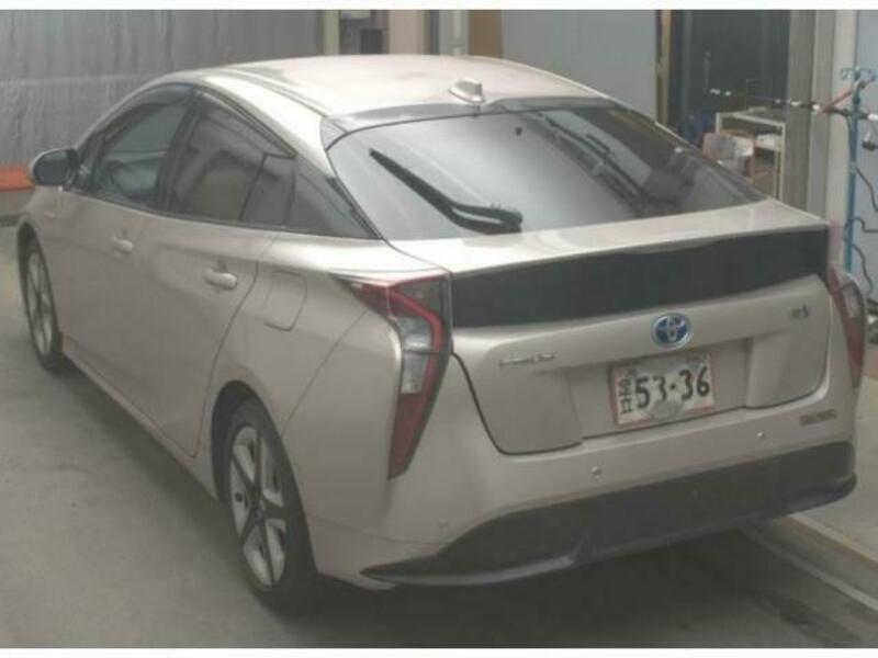 PRIUS-1