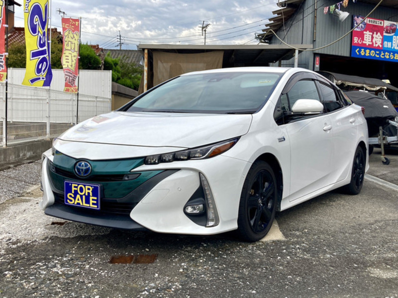 PRIUS PHV