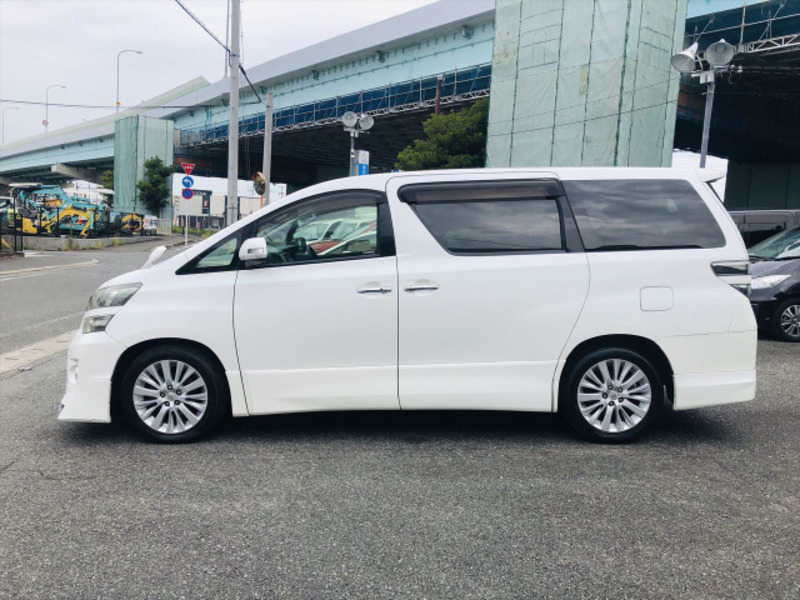 VELLFIRE-15