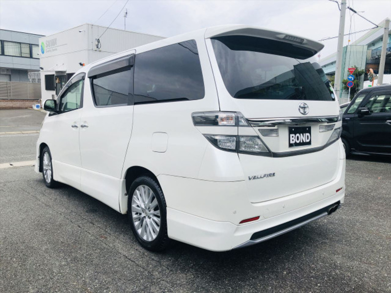 VELLFIRE-16