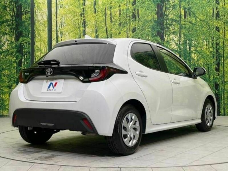 YARIS-17