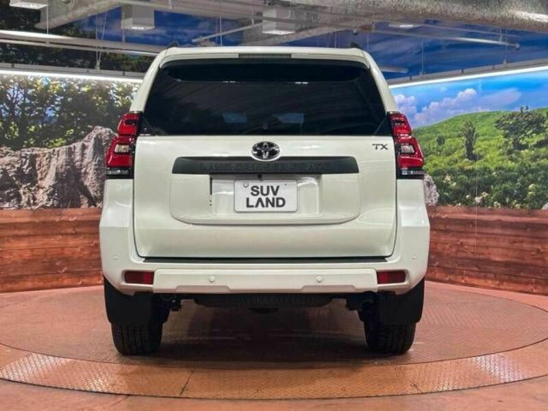 LAND CRUISER PRADO-16