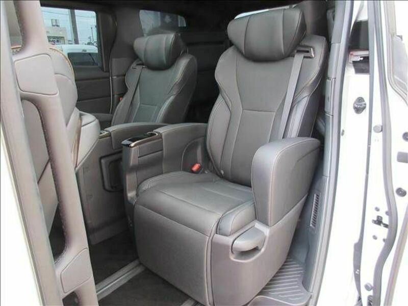 ALPHARD-23