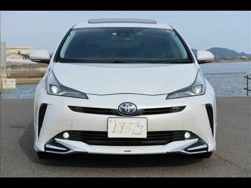 PRIUS-1