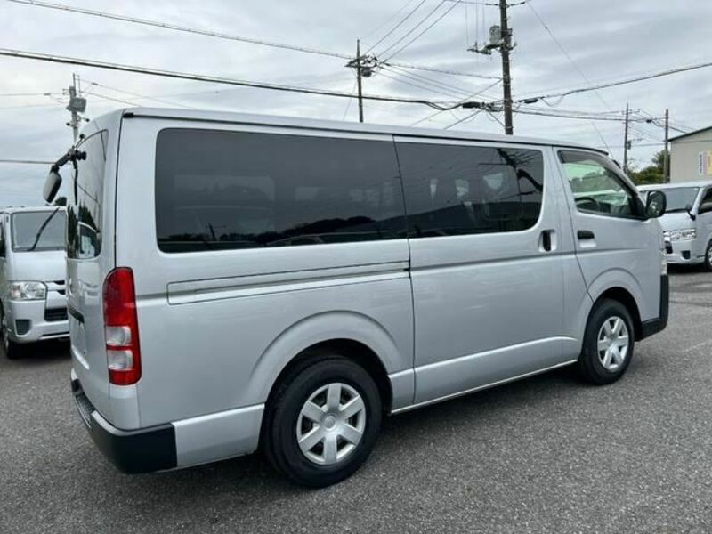 HIACE VAN-7