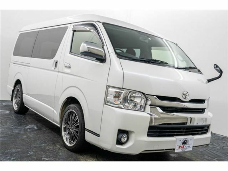 HIACE VAN-7