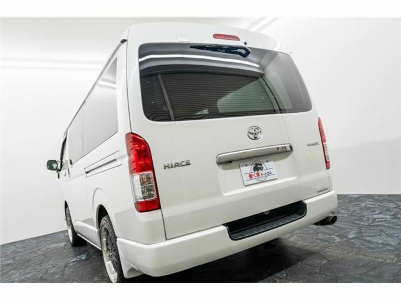 HIACE VAN-16