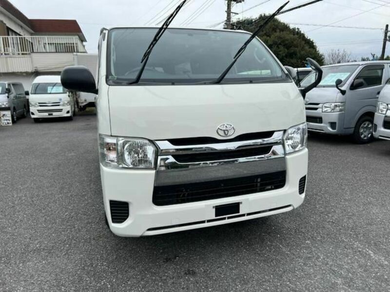 HIACE VAN-1