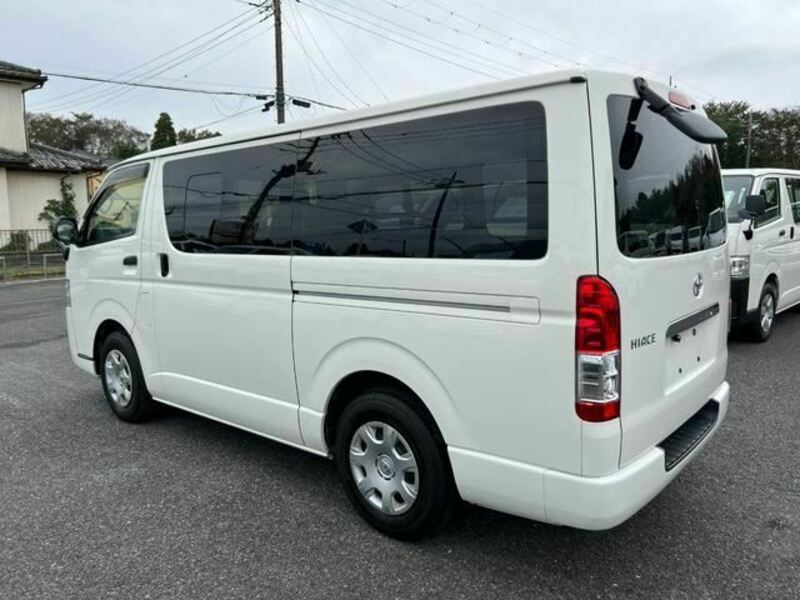 HIACE VAN-4