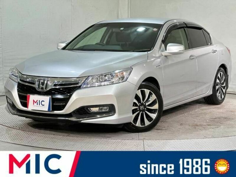 HONDA　ACCORD HYBRID