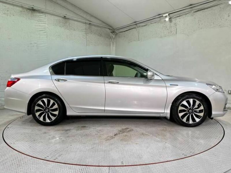 ACCORD HYBRID-13