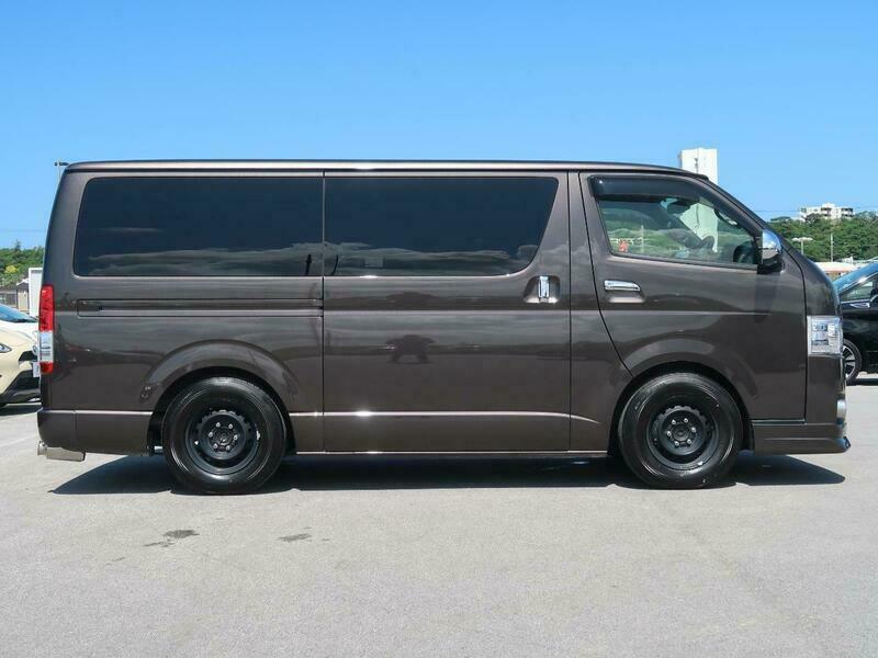 HIACE VAN