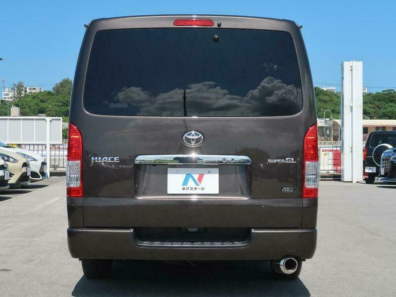 HIACE VAN