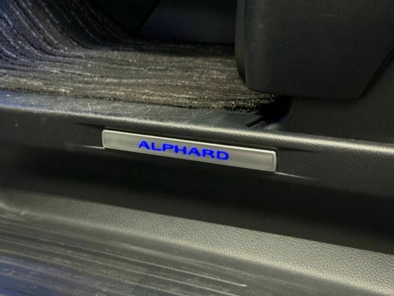 ALPHARD-43