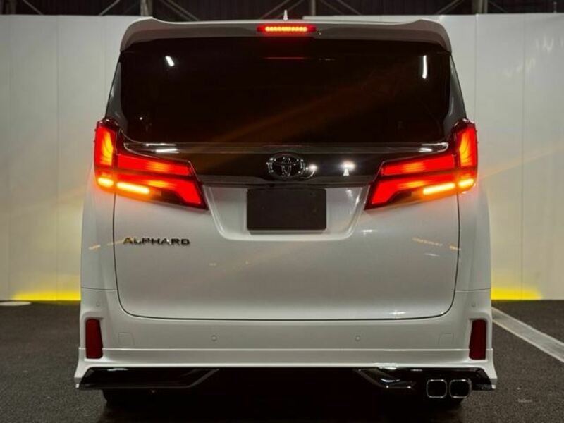 ALPHARD-15