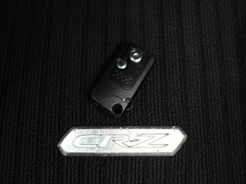 CR-Z-15