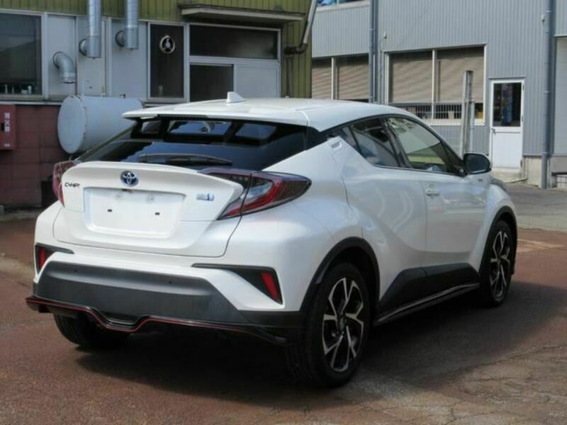 C-HR-7