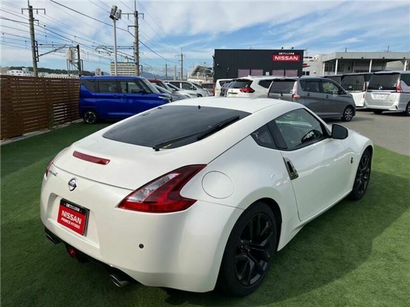 FAIRLADY Z-11