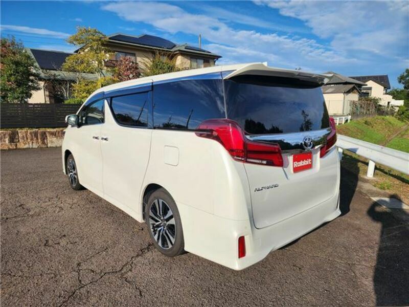 ALPHARD-8