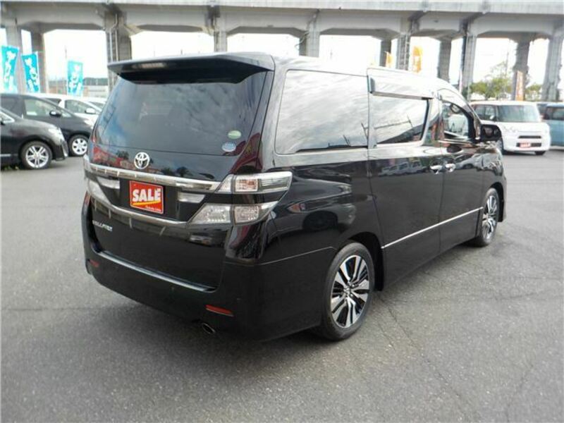 VELLFIRE-1