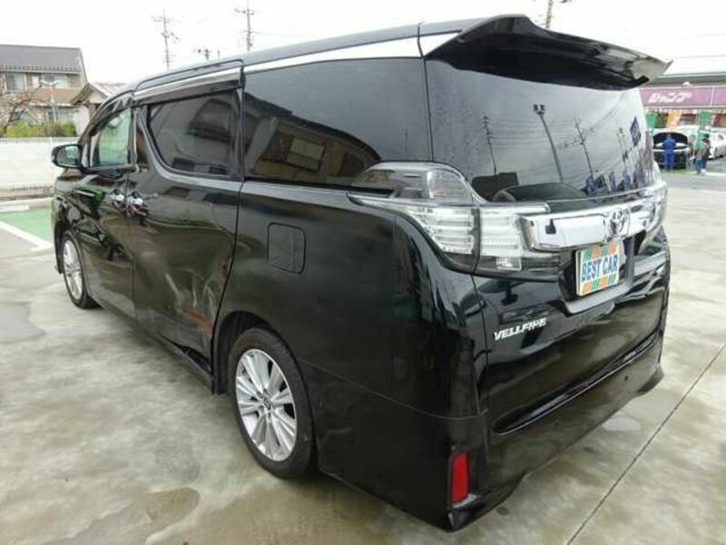 VELLFIRE-1