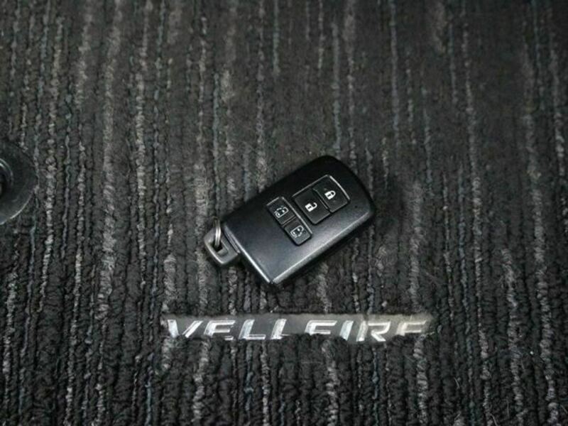 VELLFIRE-15