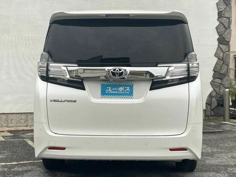 VELLFIRE-13