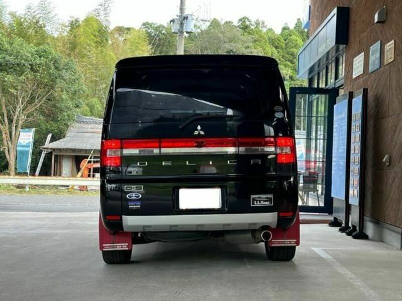 DELICA D5