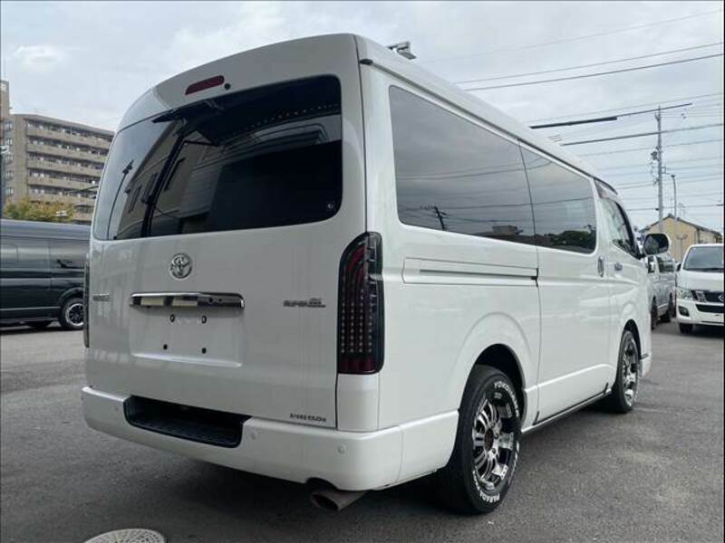 HIACE VAN-14