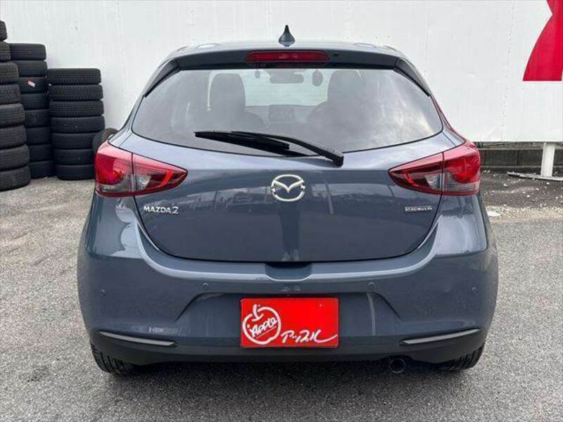 MAZDA2-14