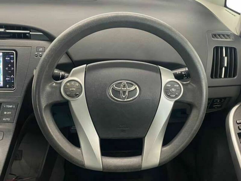 PRIUS-7