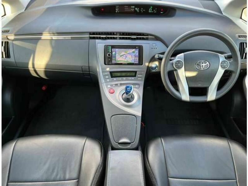 PRIUS-1