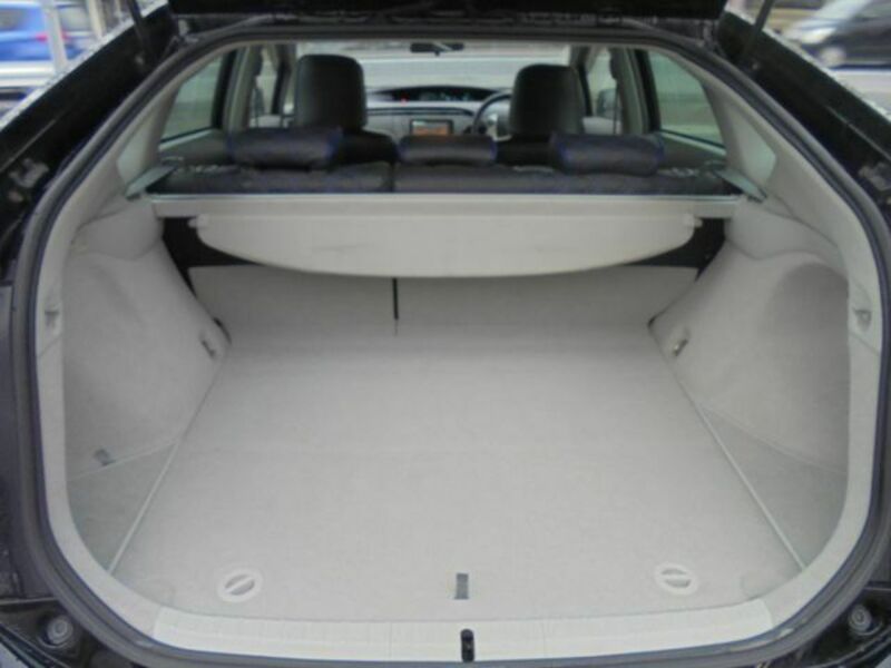 PRIUS-7
