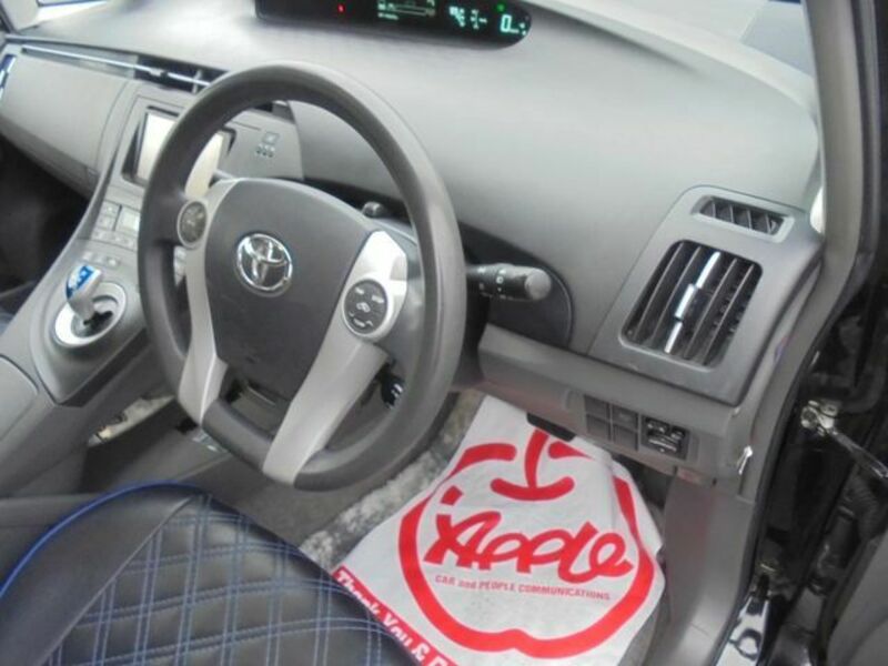 PRIUS-9