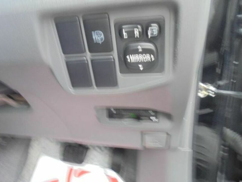 PRIUS-10