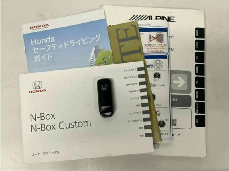 N BOX CUSTOM-16