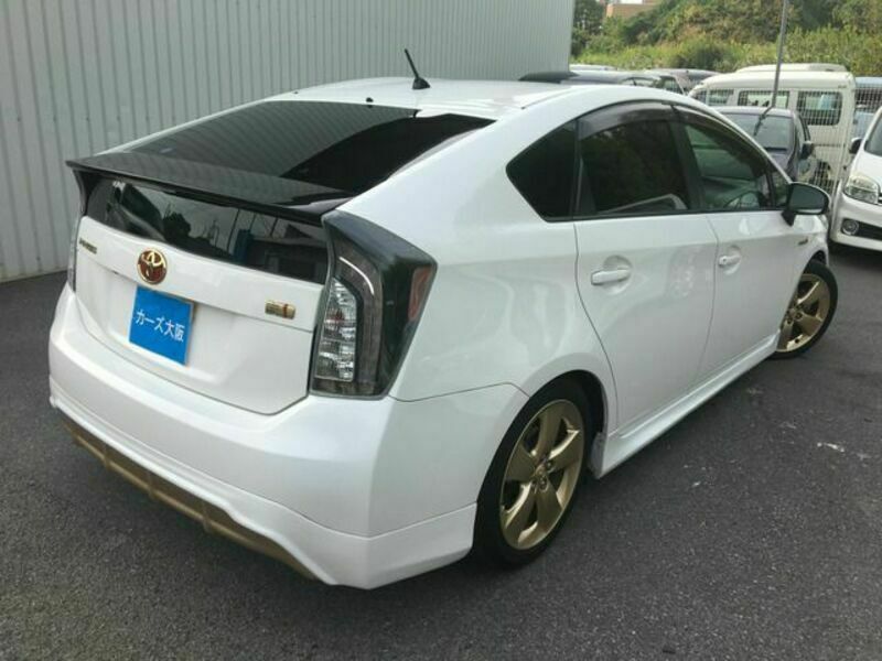 PRIUS-2