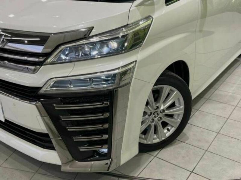 VELLFIRE-12