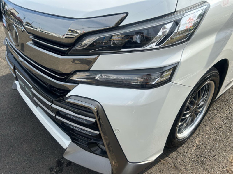 VELLFIRE-6