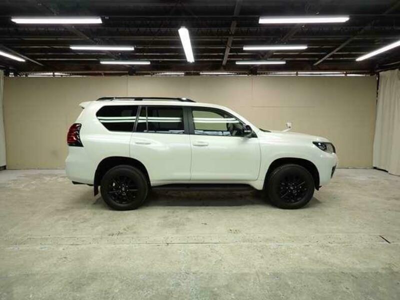 LAND CRUISER PRADO-6