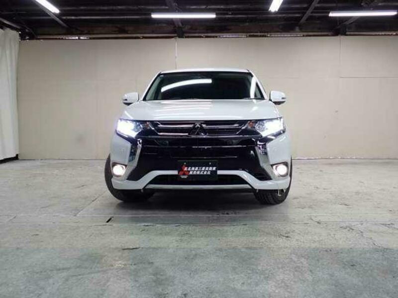 OUTLANDER PHEV-6