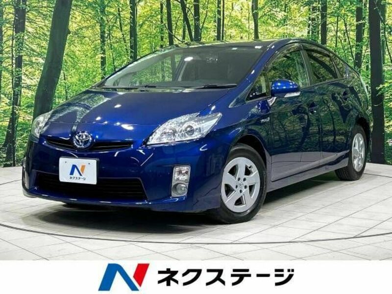 TOYOTA　PRIUS